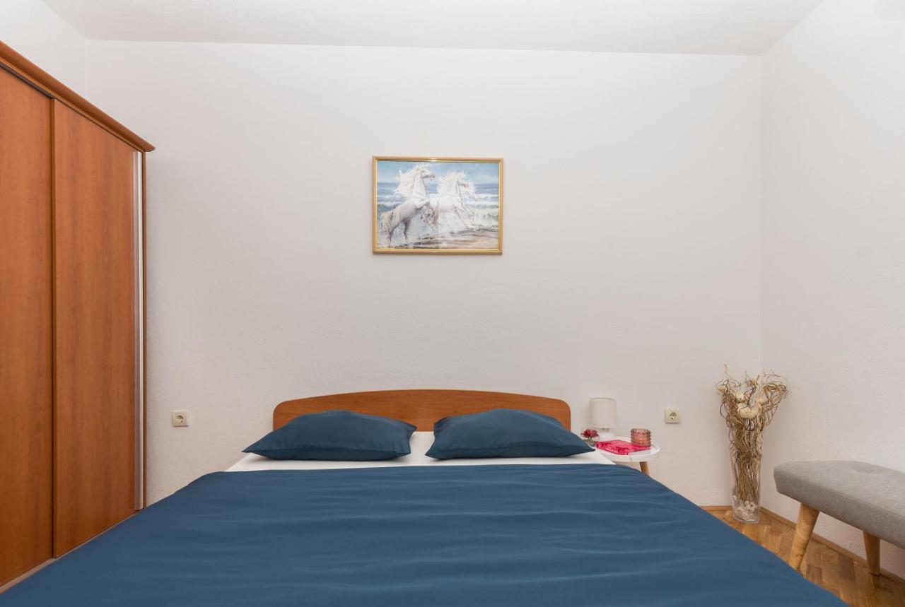 Skiljini Dvori - Studio-Apartman 1 マカルスカ エクステリア 写真